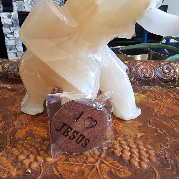 Wooden Earrings I LOVE Jesus - Picture 1 of 1